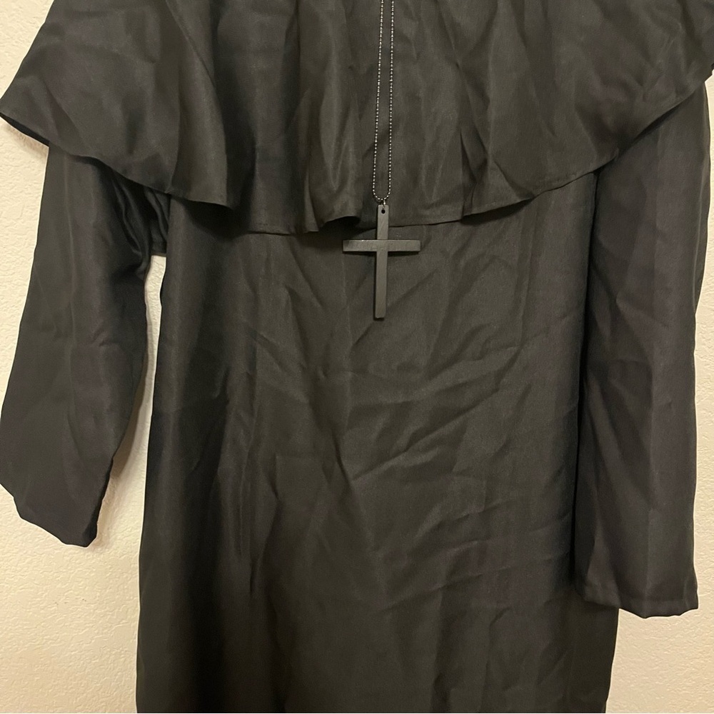 Friar Medieval Hooded Monk Priest Robe Tunic Black Clergy Robe with Cross Medium - Picture 3 of 13